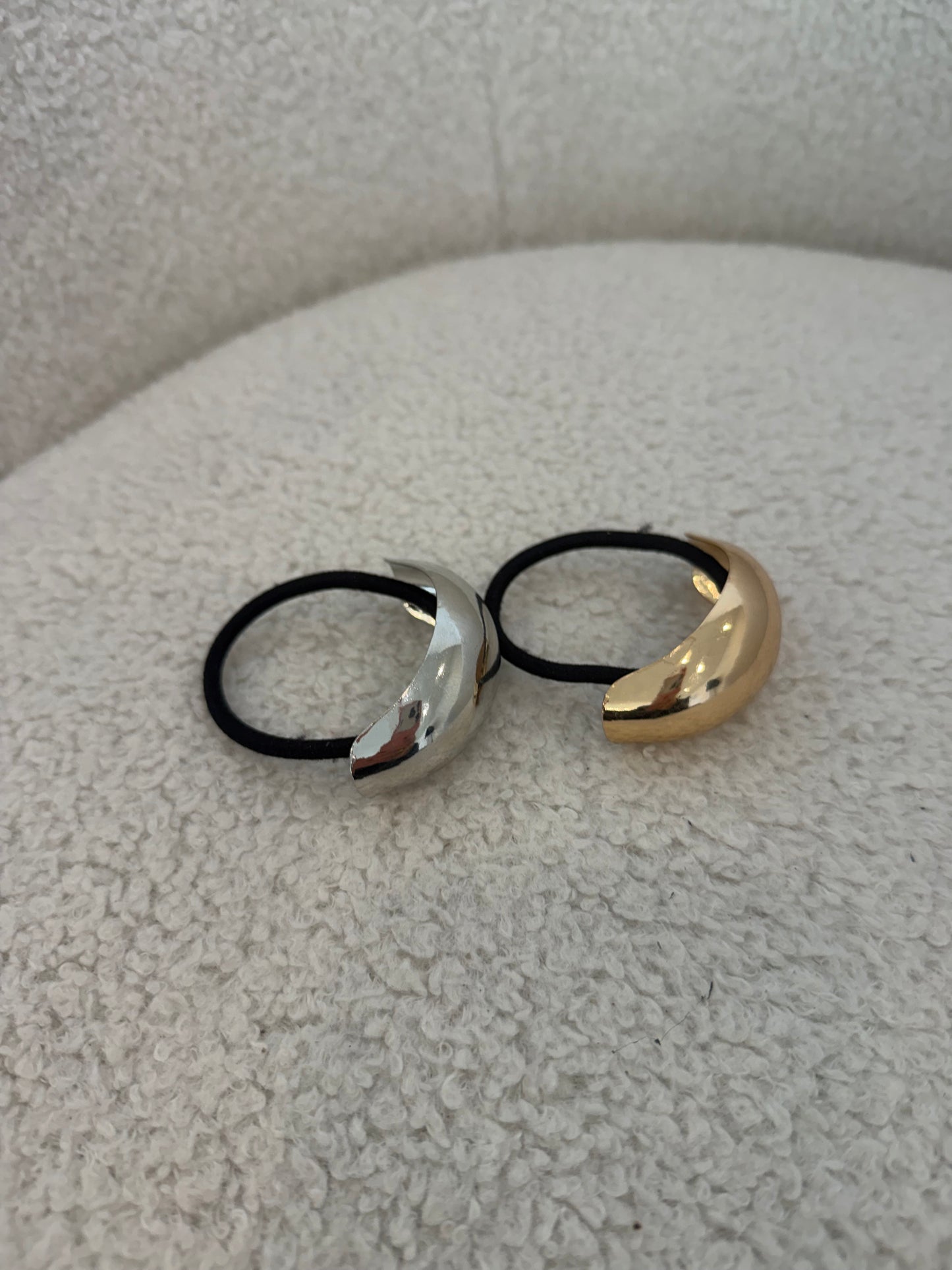 Elastico per capelli con dettaglio